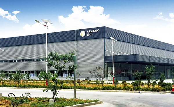 雷丁汽車項目焊裝車間 雷丁汽車項目焊裝車間